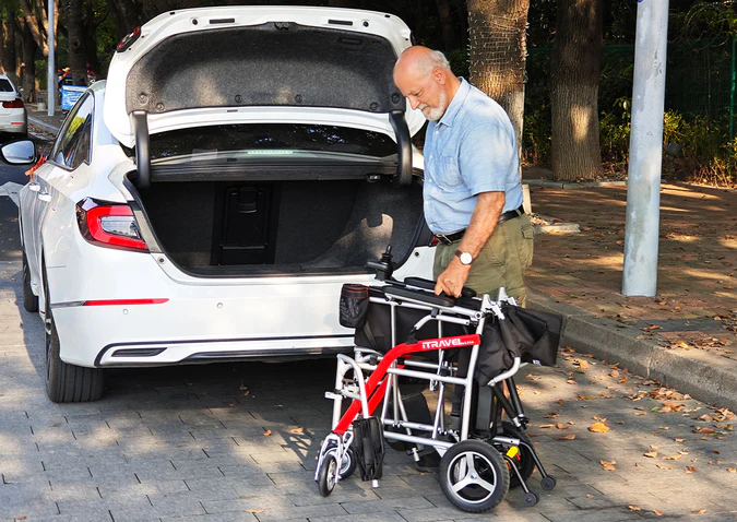 Metro Mobility iTravel Lite Folding Power Wheelchair - 38 lbs - Image 4